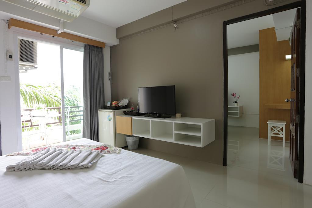Beerapan Hotel Bangkok Chambre photo