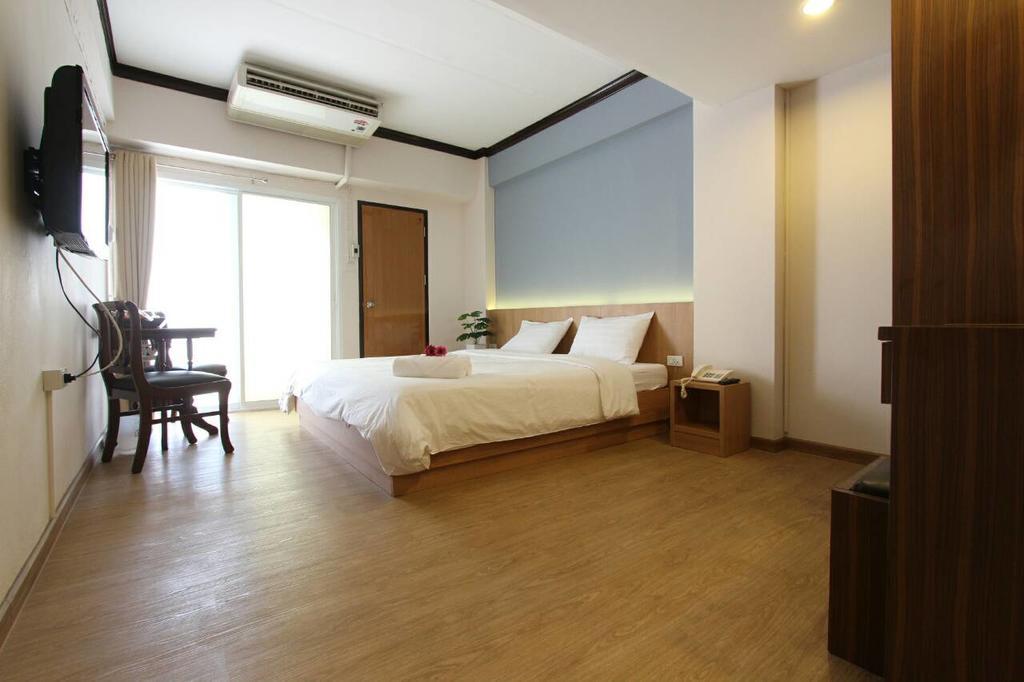 Beerapan Hotel Bangkok Chambre photo
