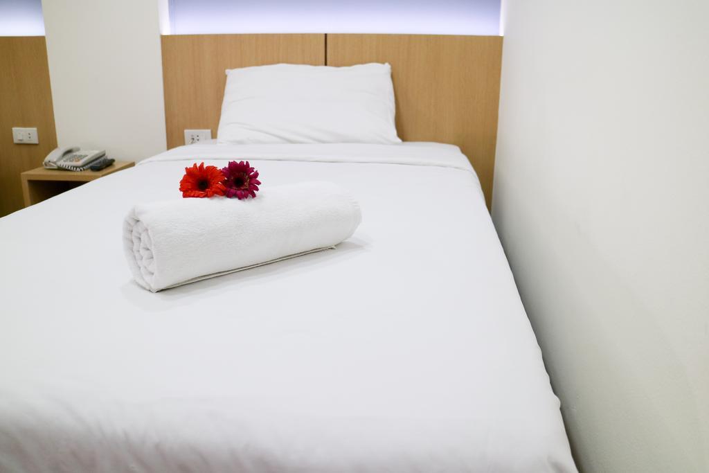 Beerapan Hotel Bangkok Extérieur photo